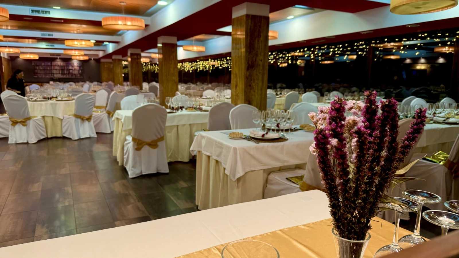 Bodas y banquetes